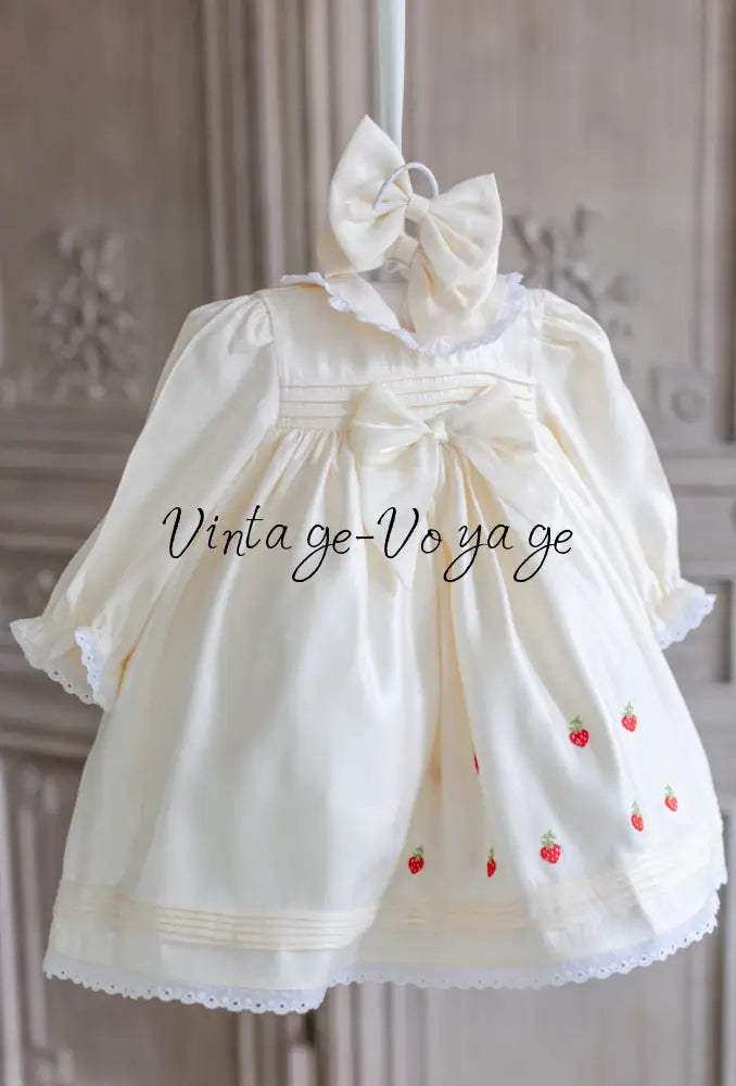 NEW🤩ANGEL👼BISCUIT HAND-EMBROIDERED🧵🪡BABY DRESS,BIB,BLOOMERS,HEADBAND SET🍓🍓🍓 0-3 months Baby & Toddler Dresses