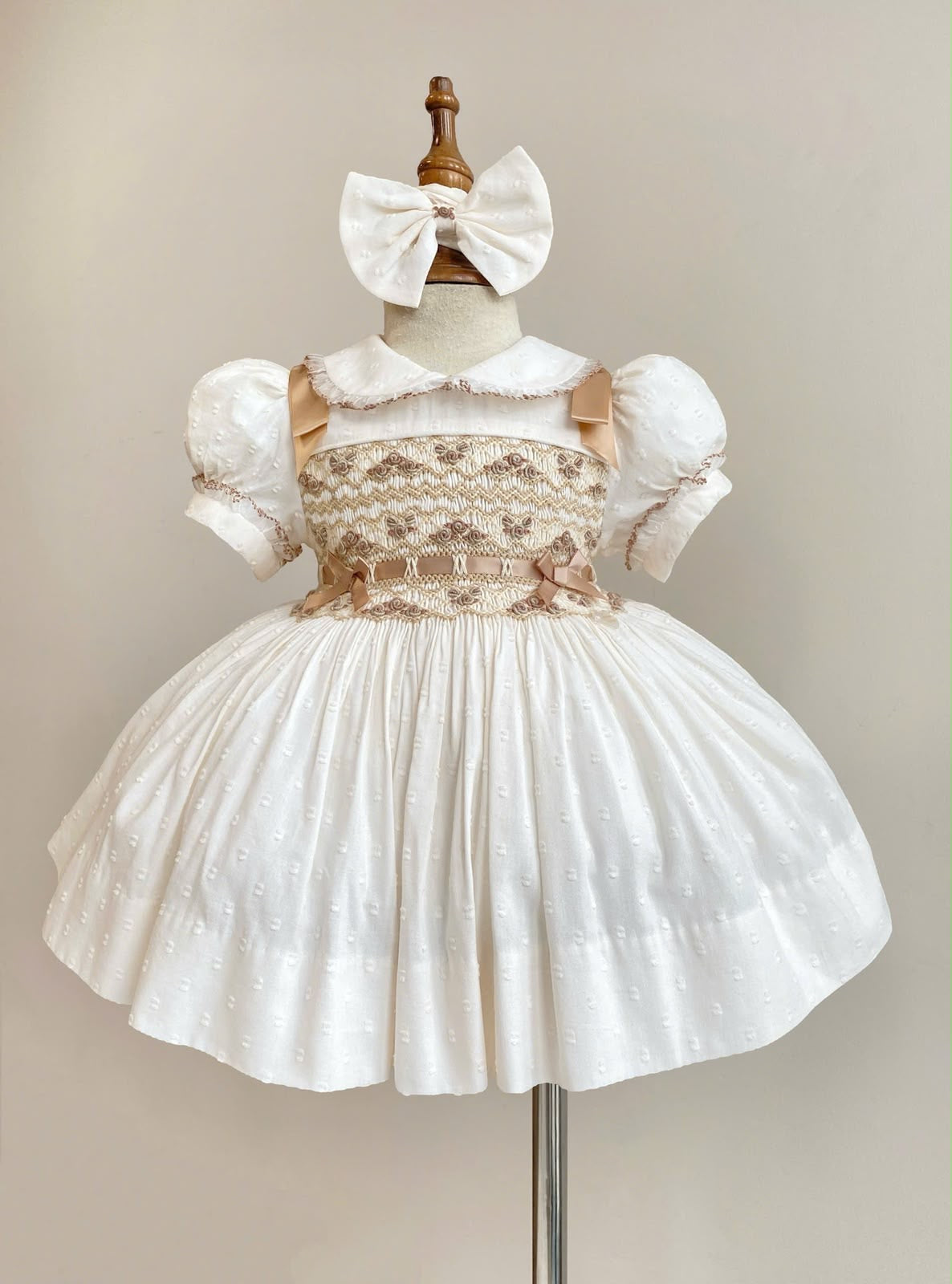 PRE-ORDER NOW & GET NEXT WEEK‼️NEW🥰CREAM🧁BELLA SWISS DOT HAND-SMOCKED🧵🪡BABY DRESS & ACCESSORIES🎀👼