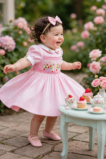 PRE-ORDER & GET NEXT WEEK‼️NEW🎄🧑‍🎄ELIZABETH STRAWBERRY🍓BASKET PINK  HAND-SMOCKED🧵🪡👑DRESS & ACCESSORIES🎀