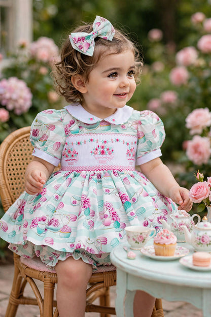NEW💕PARTY🥳🎉HAND-SMOCKED🧵🪡PEARLS DETAILS DRESS & ACCESSORIES🎀