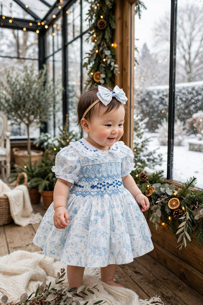 NEW😍MARGARET CUSTOM PRINTED❄️☃️HAND-SMOCKED🧵🙏🏻DRESS & ACCESSORIES🎀
