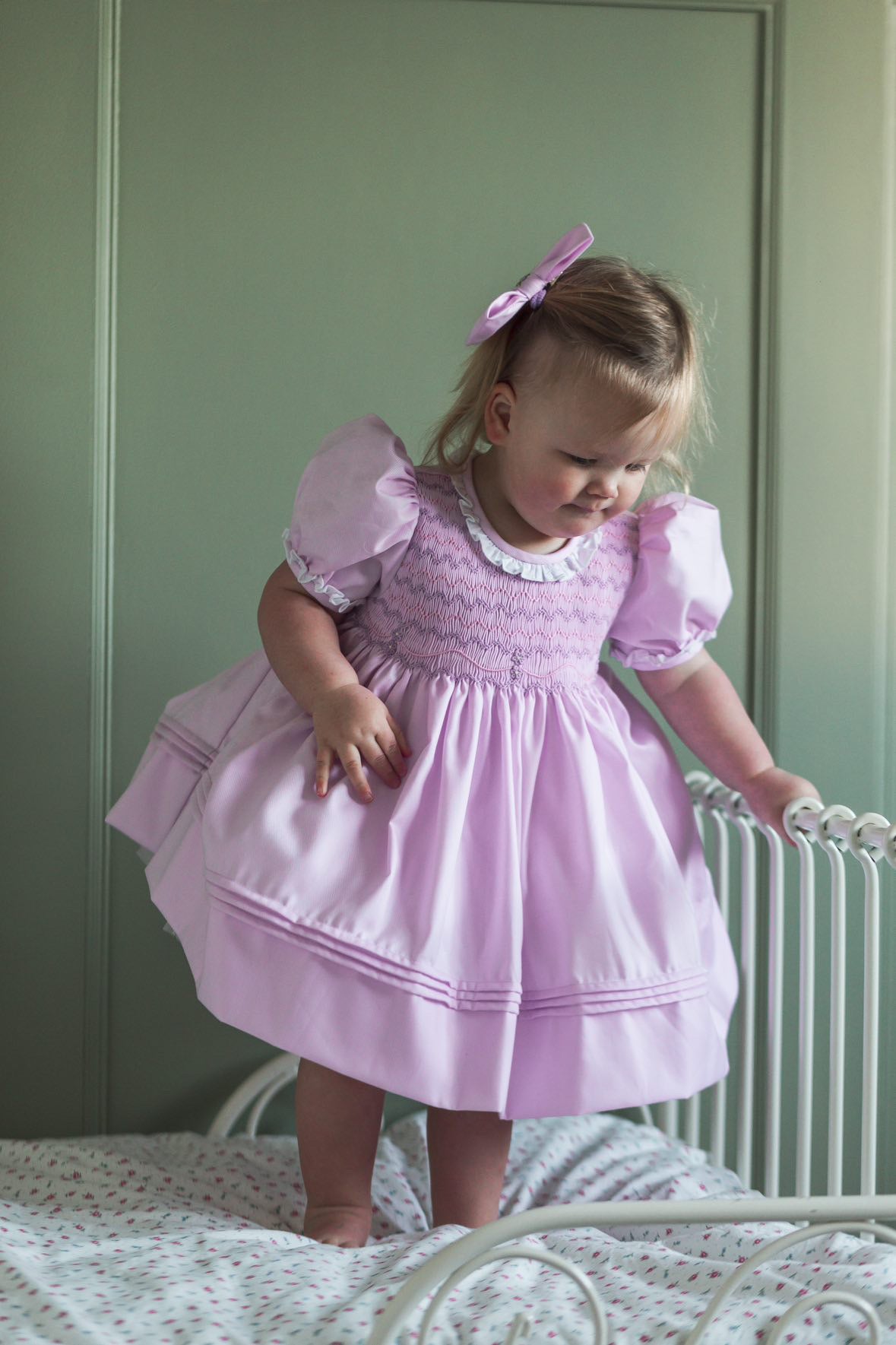 NEW SEASON🤩NANCY LILAC💜Hand-Smocked Dress, Panties, Bonnet & Hair Accessories🎀🎀