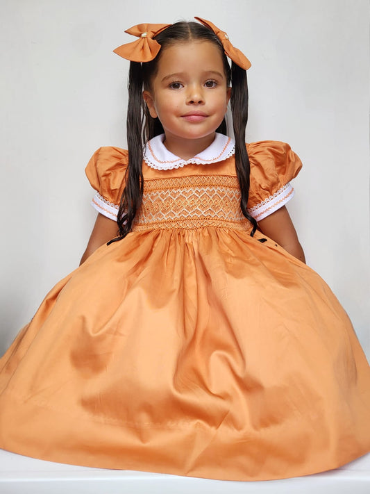 VERONA COOPER🧡HAND-SMOCKED DRESS, BOWS & SOCKS🎀🎀 ONE LEFT