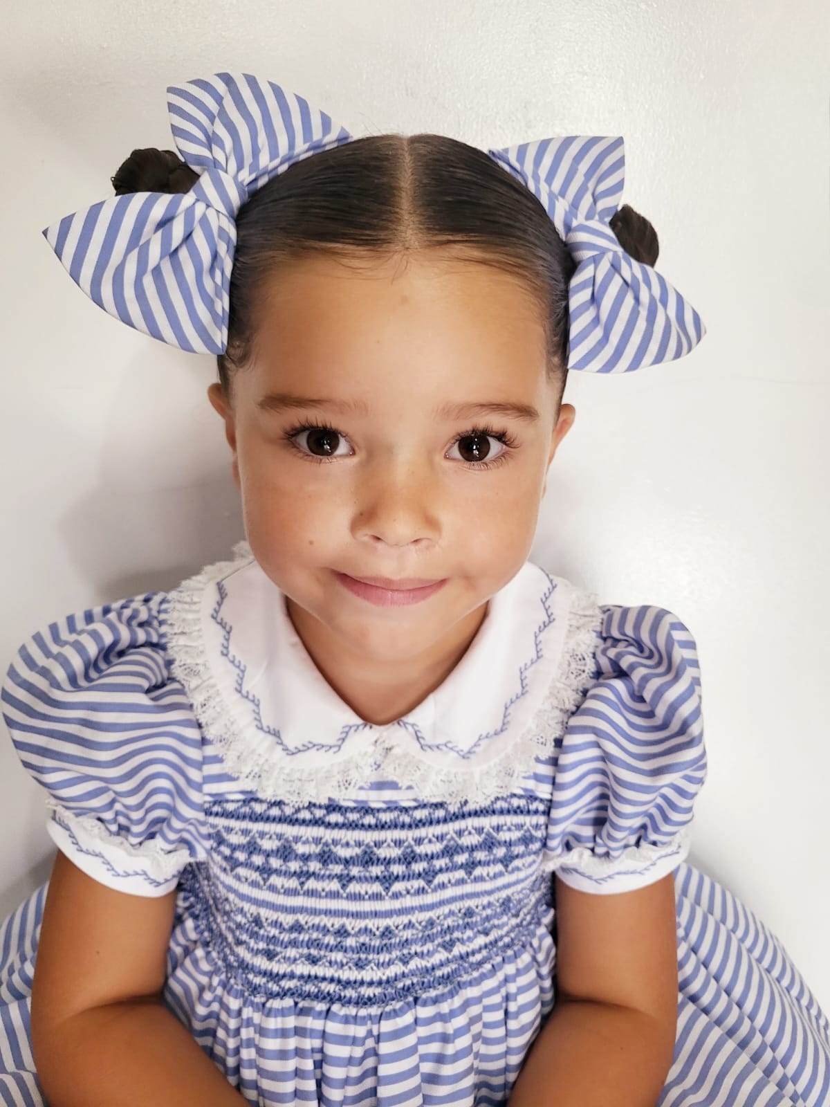 MELANIE BLUE STRIPES 💙HAND-SMOCKED DRESS & BOWS🎀🎀 SALE. LAST ONE