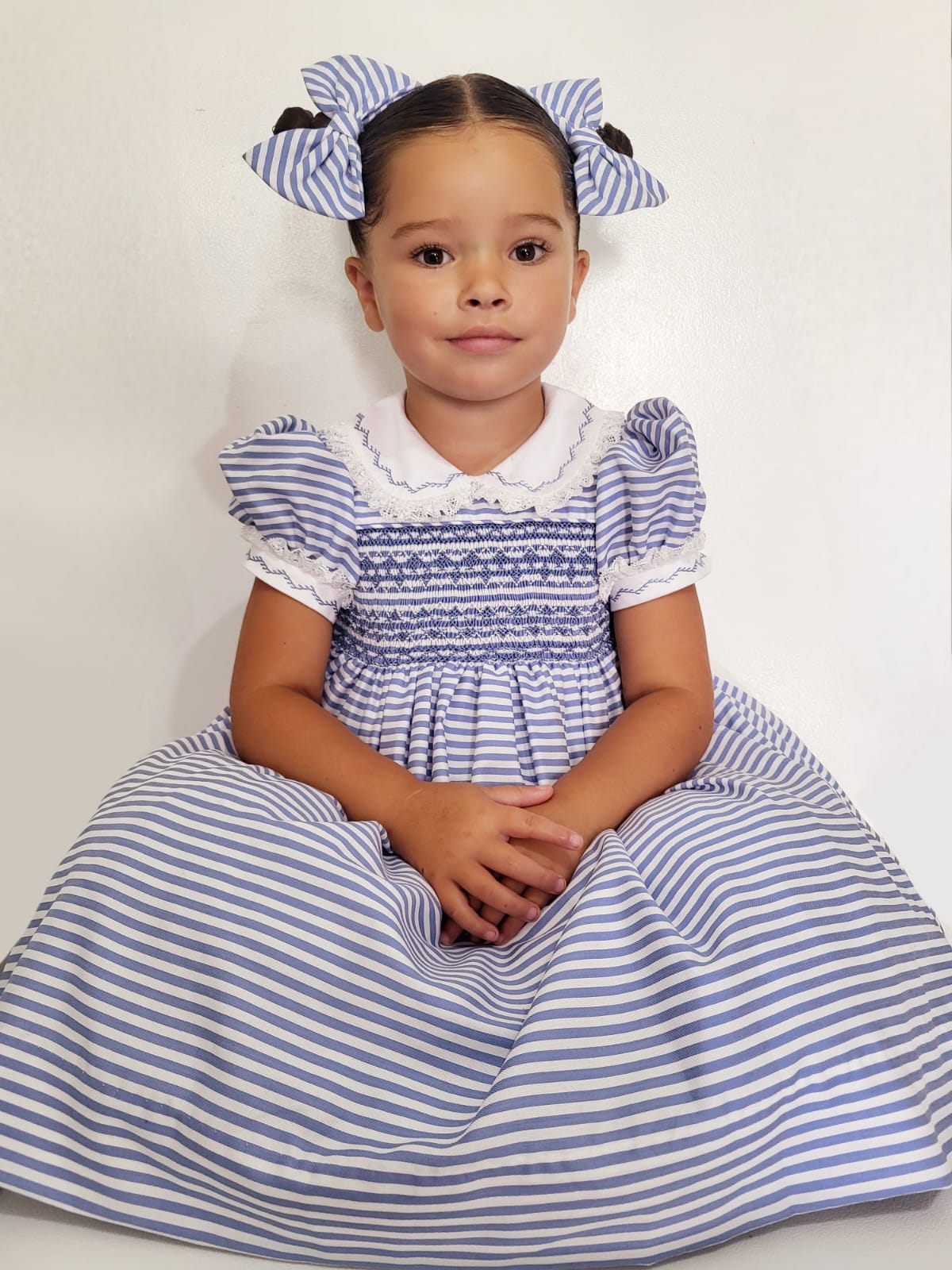 MELANIE BLUE STRIPES 💙HAND-SMOCKED DRESS & BOWS🎀🎀 SALE. LAST ONE