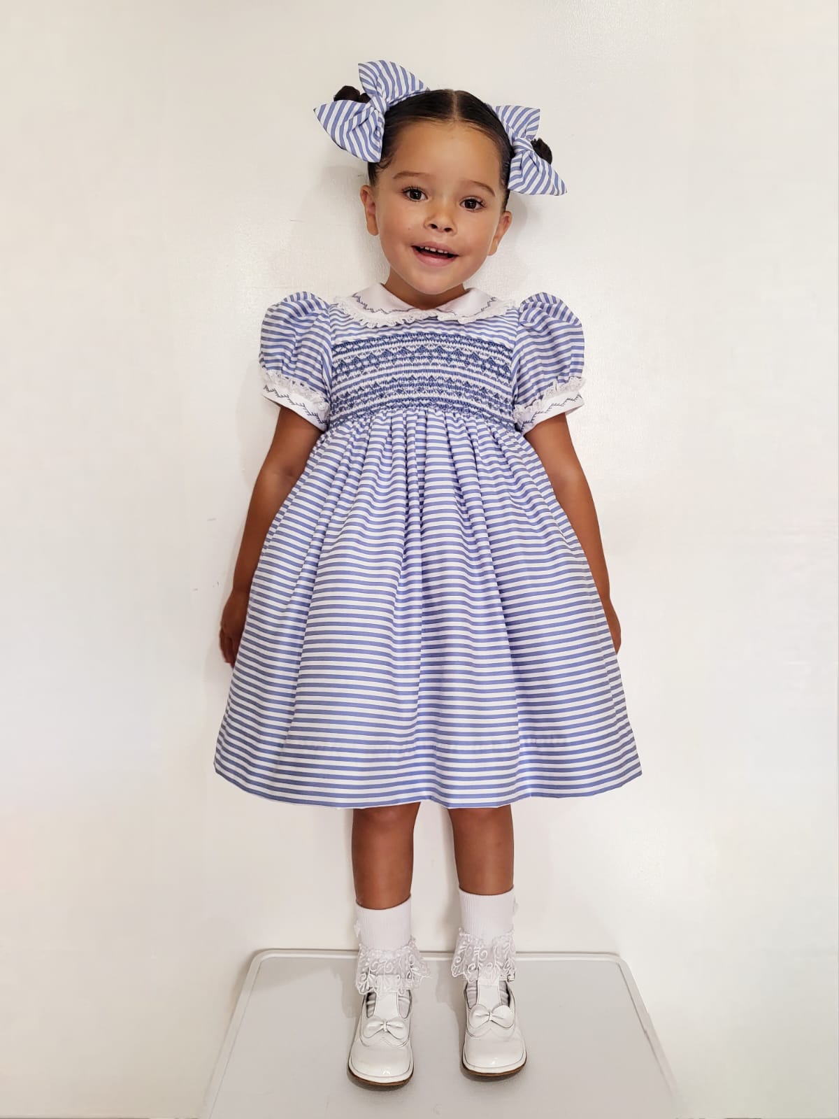 MELANIE BLUE STRIPES 💙HAND-SMOCKED DRESS & BOWS🎀🎀 SALE. LAST ONE