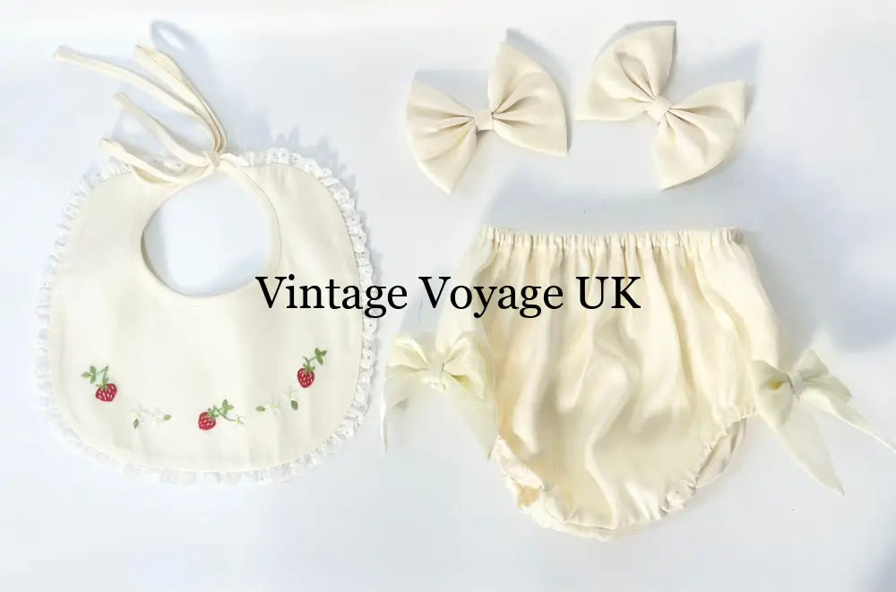 PRE-ORDER‼️NEW🤩ANGEL👼BISCUIT HAND-EMBROIDERED🧵🪡BABY DRESS,BIB,BLOOMERS,HEADBAND SET🍓🍓🍓 Baby & Toddler Dresses