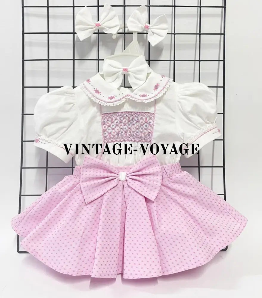 PRE-ORDER&GET NEXT WEEK‼️NEW🤩AUGUSTA PINK🩷HAND-SMOCKED🧵🪡SKIRT SET AND HAIR BOWS OR HEADBAND 🎀🎀 NB Baby & Toddler Outfits