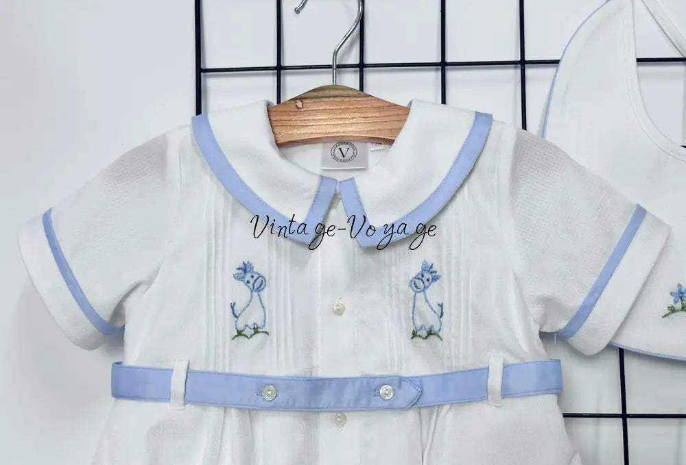 PRE ORDER‼️NEW🤩BAMBINO WHITE HAND EMBROIDERED🧵🪡BABY BOYS ROMPER & BIB🦒 Baby & Toddler Outfits