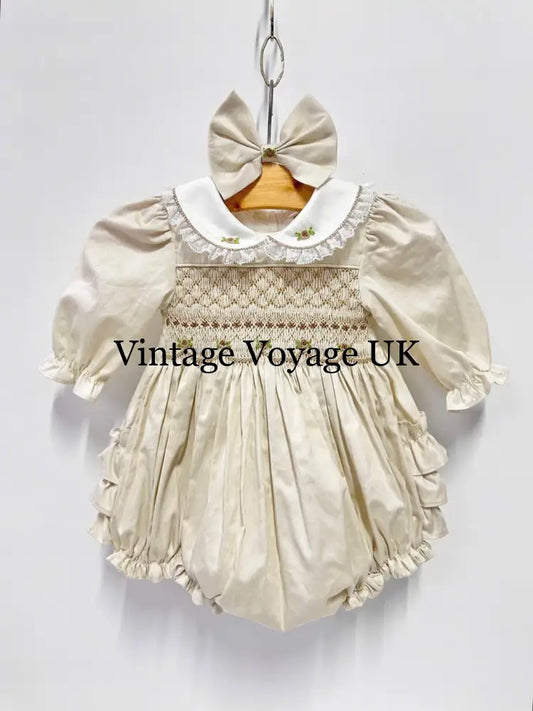 PRE-ORDER NOW & GET NEXT WEEK🤩NEW😍BECKY CREAM🍦HAND-SMOCKED🧵🪡ROMPER/SUIT🎀 0-3 months Baby & Toddler Outfits