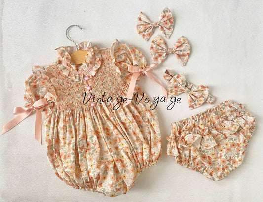 NEW☀️BELLE PEACH FLOWERS HAND-SMOCKED ROMPER & HAIR BOWS🎀 N/B-1M Baby & Toddler Outfits