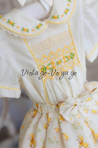 NEW🤩LUCKY👑DUCK 🐥PRINT HAND-SMOCKED🧵🪡SKIRT SET AND HAIR BOWS OR HEADBAND 🎀🎀 Baby & Toddler Outfits