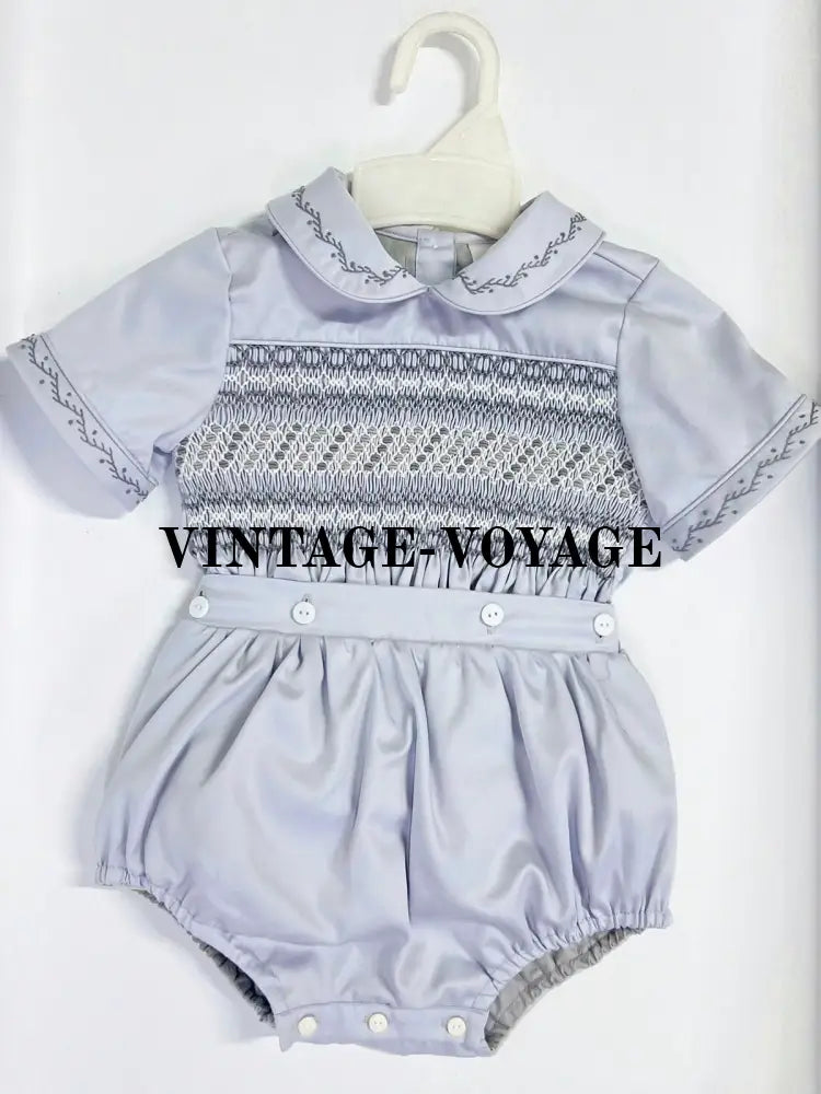 PRE-ORDER! BABY BOYS SILVER/GREY ANTONY HAND-SMOCKED ROMPER SUIT🧵🪡 1M Baby & Toddler Outfits