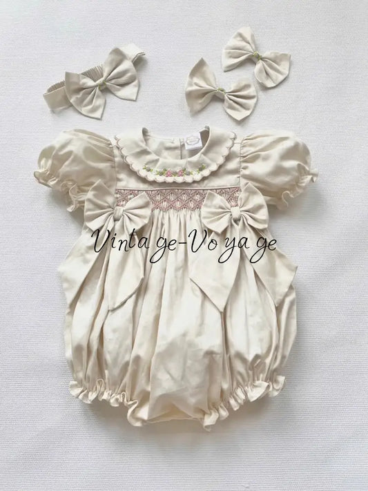 PRE-ORDER & GET NEXT WEEK! 🤩NEW☀️MAE CREAM🌷HAND-SMOCKED ROMPER & HAIR BOWS🎀 3M Baby & Toddler Outfits
