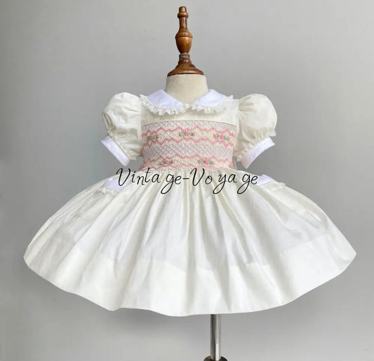 PRE-ORDER&GET NEXT WEEK‼️NEW🤩PALE CREAM HAND-SMOCKED🧵🪡DRESS,PANTIES & HAIR ACCESSORIES🎀🎀 - 6M - Baby & Toddler Dresses