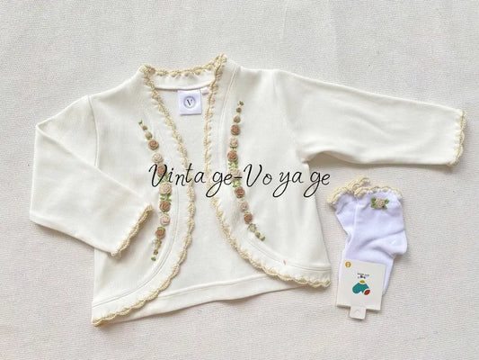 PRE-ORDER & GET NEXT WEEK‼️NEW SEASON🍁🎄OLIVIA CREAM🍦COTTON HAND-EMBROIDERED🧵🪡CARDIGAN SOCKS & HAIR ACCESSORIES🎀 - 1M