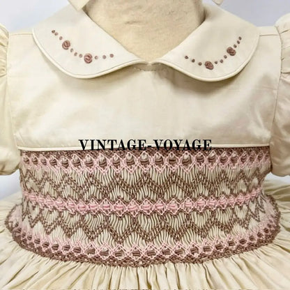 PRE-ORDER NEW ELIZABETH CREAM🧚HAND-SMOCKED🧵🪡FRONT & BACK DRESS & HAIR BOWS🎀🎀 Baby & Toddler Dresses