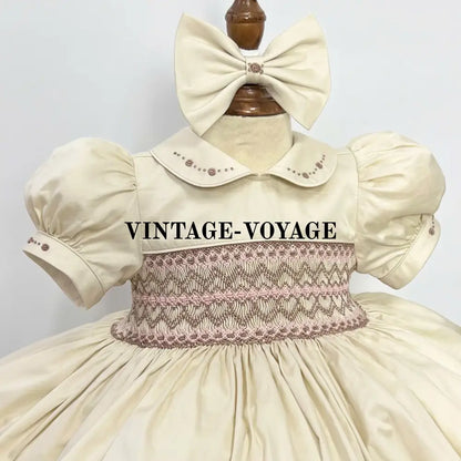 PRE-ORDER NEW ELIZABETH CREAM🧚HAND-SMOCKED🧵🪡FRONT & BACK DRESS & HAIR BOWS🎀🎀 Baby & Toddler Dresses