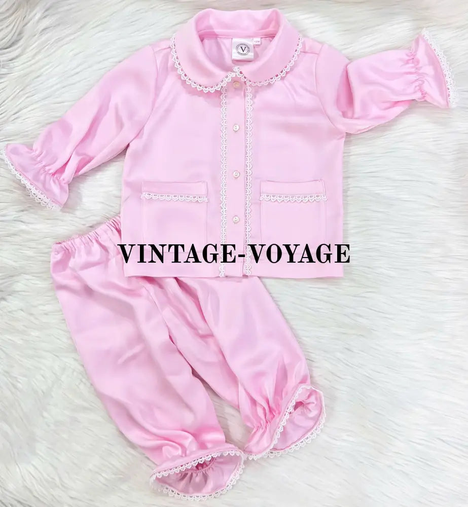 Pre-Order Now And Get It Soon🌸Sofia Baby Pink Silk/Satin 🪽Dressing Gown Pyjamas & Bows🎀🎀 Pyjama Set