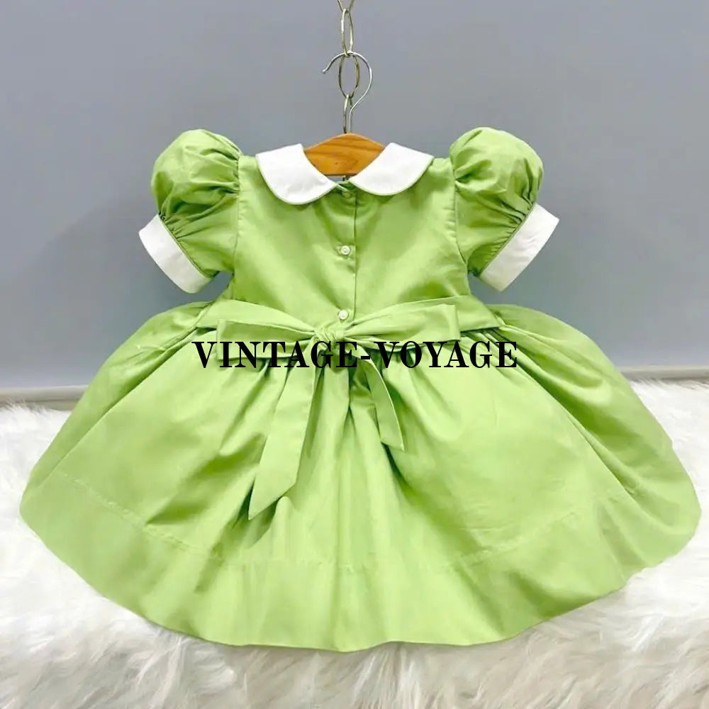 Pre-Order Now & Get It Next Week💜“Paris’ Grass Green Hand-Smocked Dress Hair