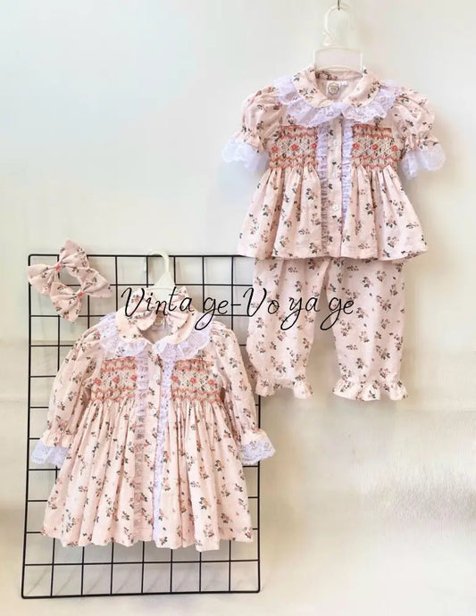 PRE-ORDER NOW & GET NEXT WEEK!NEW!BETSY SWISS DOT PEACH FLORAL💐HAND-SMOCKED PYJAMA,GOWN & HAIR BOWS🎀 6M pyjama set