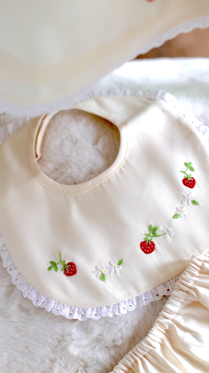 NEW🤩ANGEL👼BISCUIT HAND-EMBROIDERED🧵🪡BABY DRESS,BIB,BLOOMERS,HEADBAND SET🍓🍓🍓