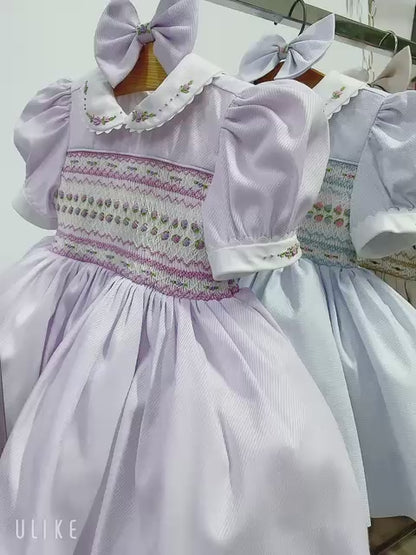 PRE-ORDER‼️NEW🤩PALOMA CREAM🍨FRONT & BACK HAND-SMOCKED🧵🪡DRESS & BOWS🎀