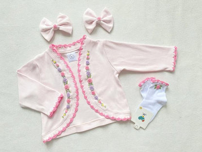 PRE-ORDER & GET NEXT WEEK‼️NEW SEASON🍁OLIVIA BABY PINK🌸COTTON HAND-EMBROIDERED🧵🪡CARDIGAN, SOCKS & HAIR ACCESSORIES🎀