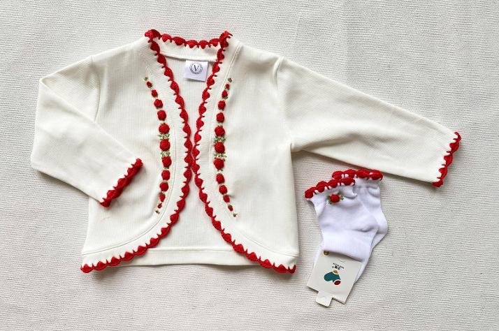 PRE-ORDER & GET NEXT WEEK‼️NEW SEASON🍁🎄OLIVIA RED🧑‍🎄❤️COTTON HAND-EMBROIDERED🧵🪡CARDIGAN, SOCKS & HAIR ACCESSORIES🎀