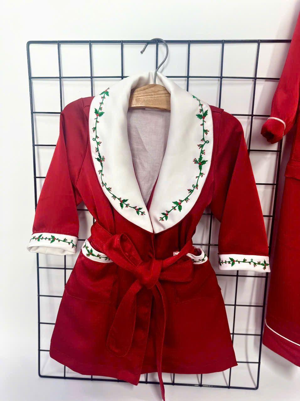 PRE-ORDER‼️NEW🎄HOLLY SILK/SATIN BOYS RED♥️DRESSING GOWN & PYJAMA SET👑